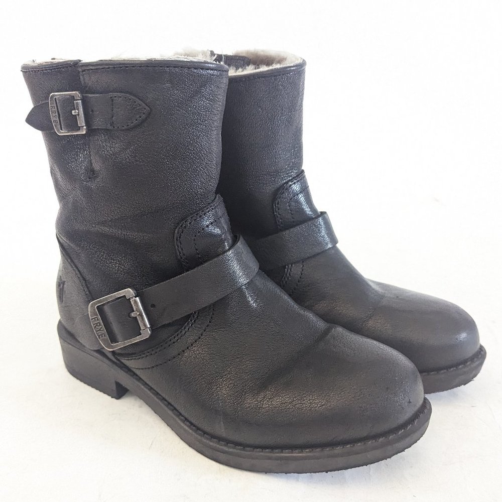 🖤 FRYE Fur lined Zip up 2-buckle Leather Winter Boots - Size 5 🖤